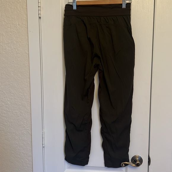 Lululemon Dance Studio Mid-Rise Cropped Pant - Picture 6 of 10